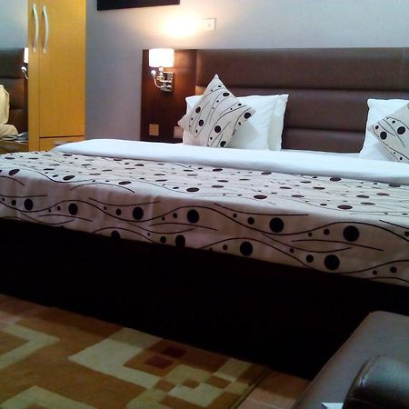 Downtown Royal Hotel Ikeja Zewnętrze zdjęcie