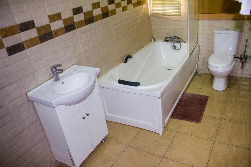 Downtown Royal Hotel Ikeja Zewnętrze zdjęcie