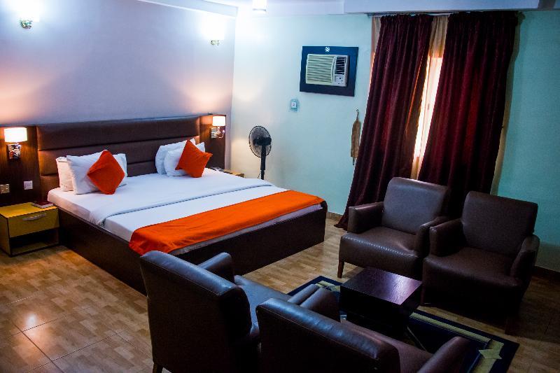 Downtown Royal Hotel Ikeja Zewnętrze zdjęcie
